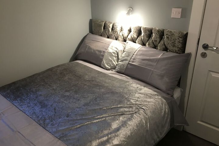 Room 4 of 36