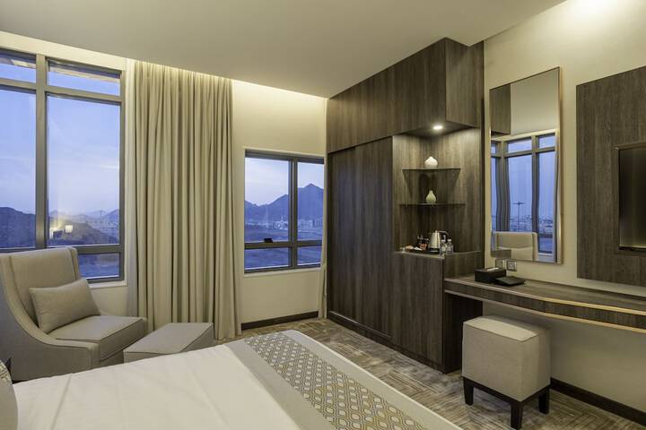 Room 9 of 19