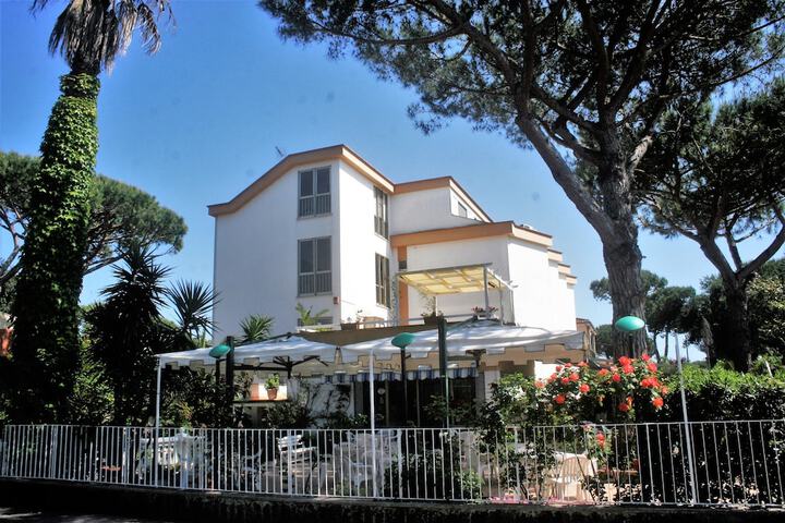Hotel 46 of 59