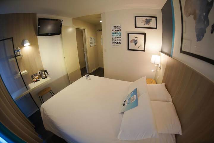Room 20 of 66