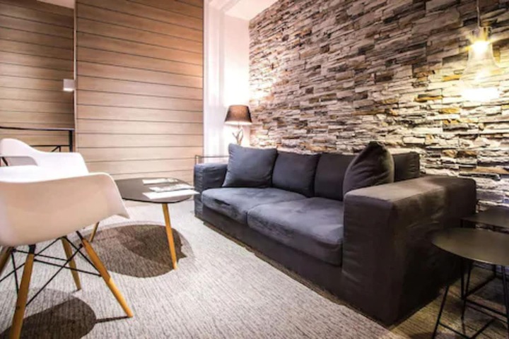 Guest Lobby