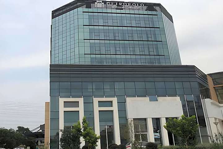 Jinjiang Metropolo Shanghai Bei Hotel