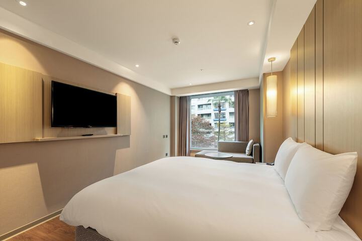 Room 58 of 108