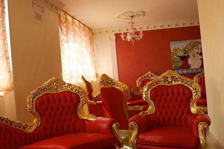 Hotel Interior 4 of 33