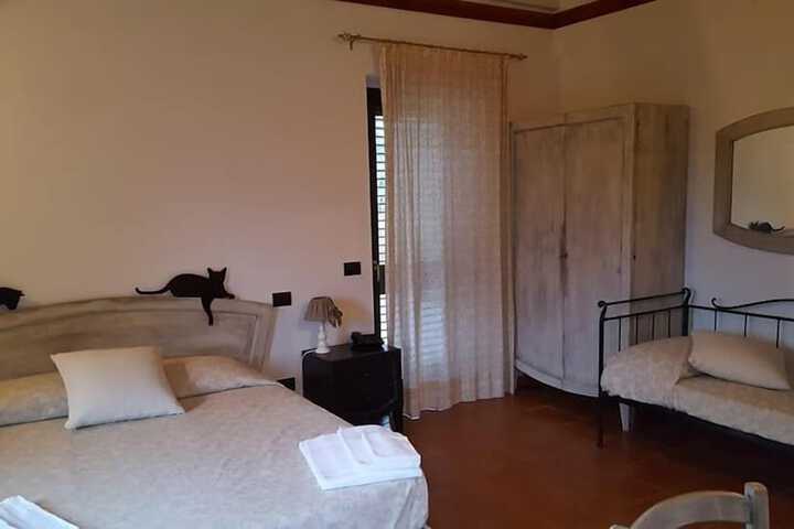 Room 30 of 161
