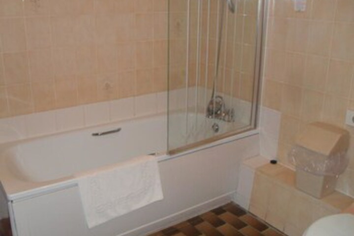 Room 3 of 26
