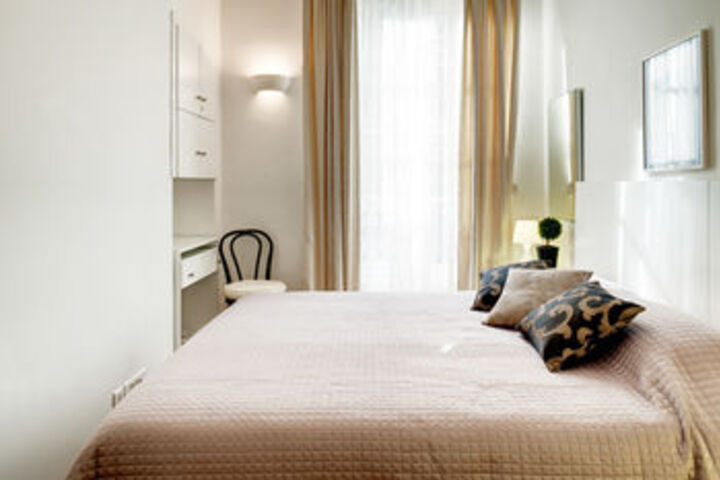 Room 47 of 138