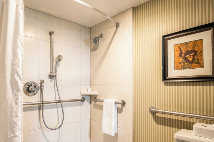 Clean Restrooms