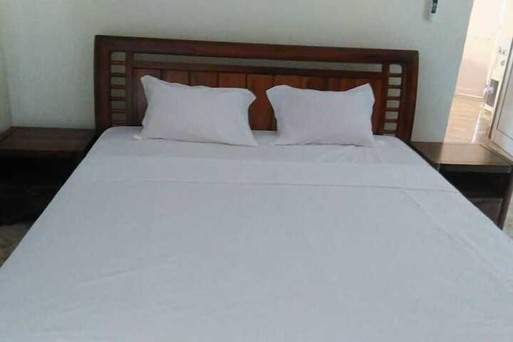 Room 26 of 32