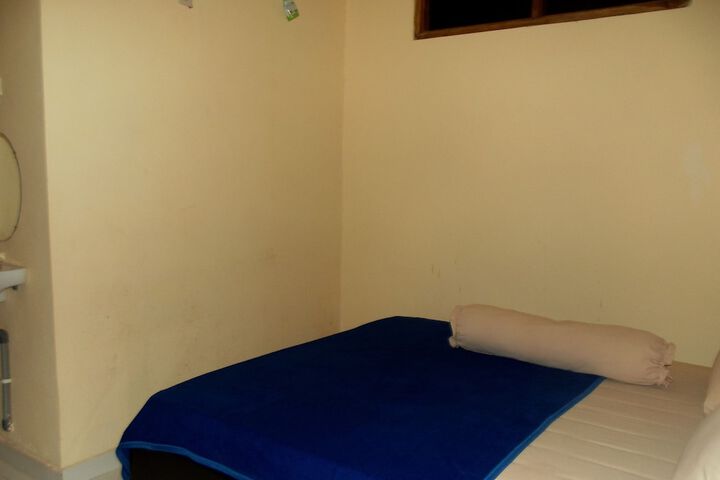 Room 2 of 13
