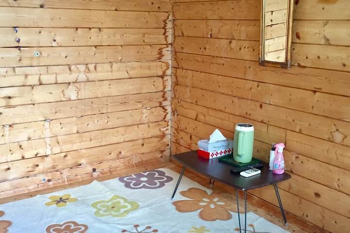 Room 4 of 20