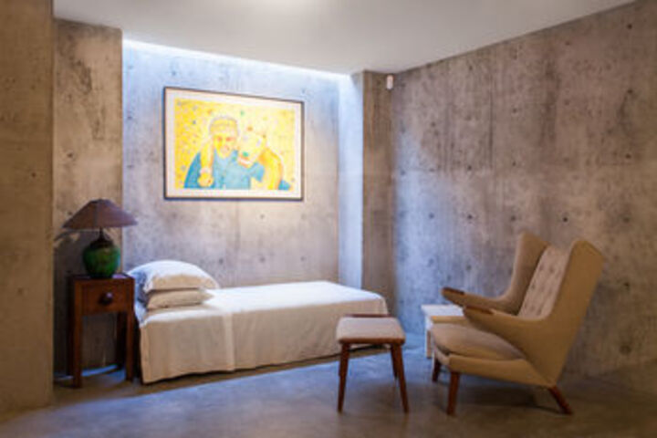 Room 40 of 222