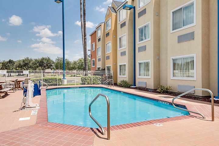 Motel 6 McAllen TX East
