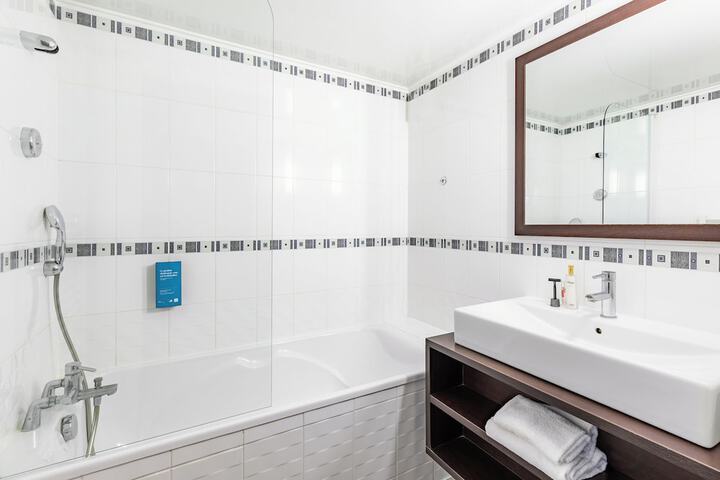Clean Restrooms