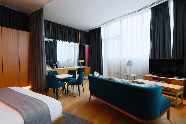 Room 17 of 54