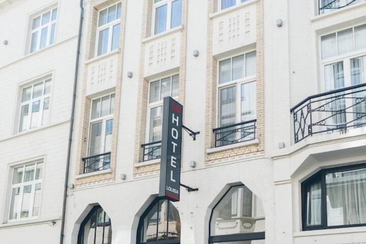 Hotel 51 of 59