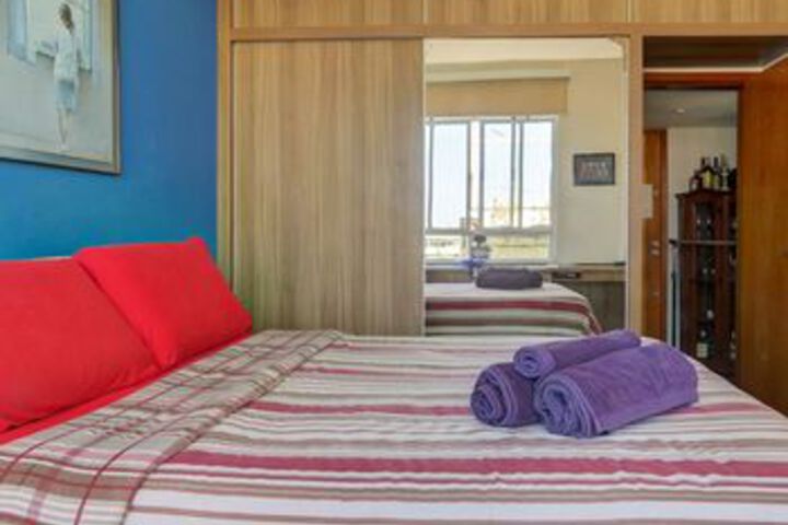 Room 5 of 27