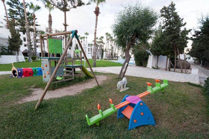 Childrens Activities 18 of 32