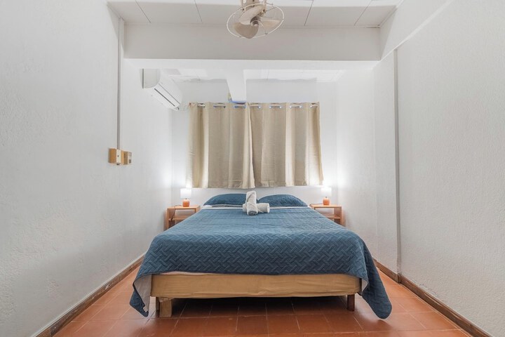 Room 6 of 61