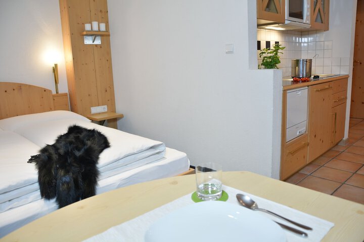 Room 4 of 55