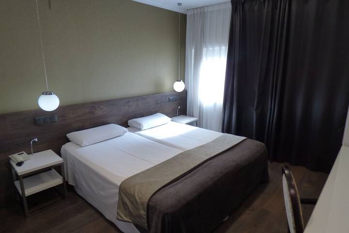Room 54 of 193