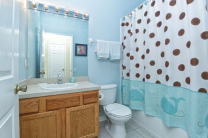 Room 8 of 23