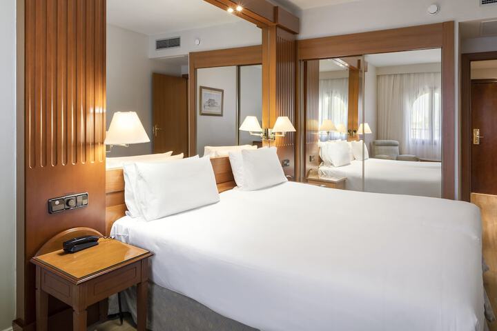 Room 4 of 46