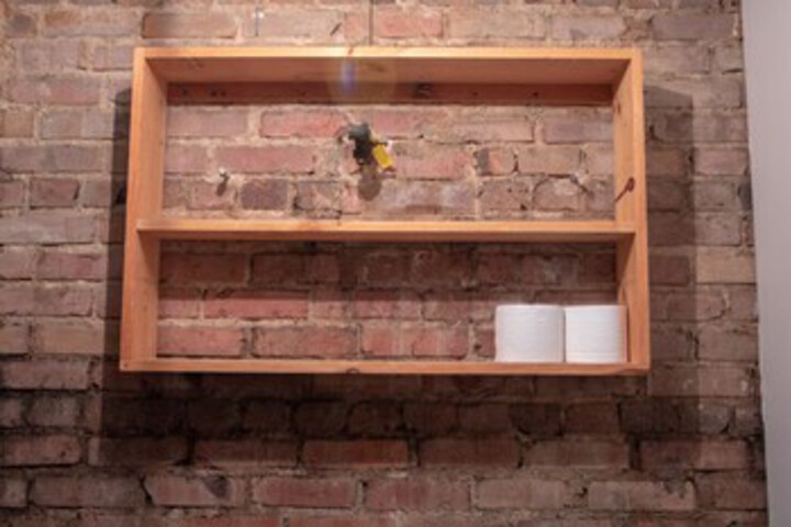 Room 6 of 60