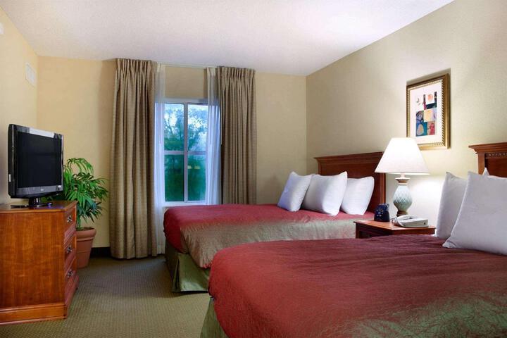 1 King Bed 1 Bedroom Suite (7 of 16)