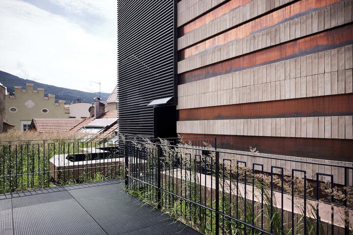 Terrace/Patio 13 of 43