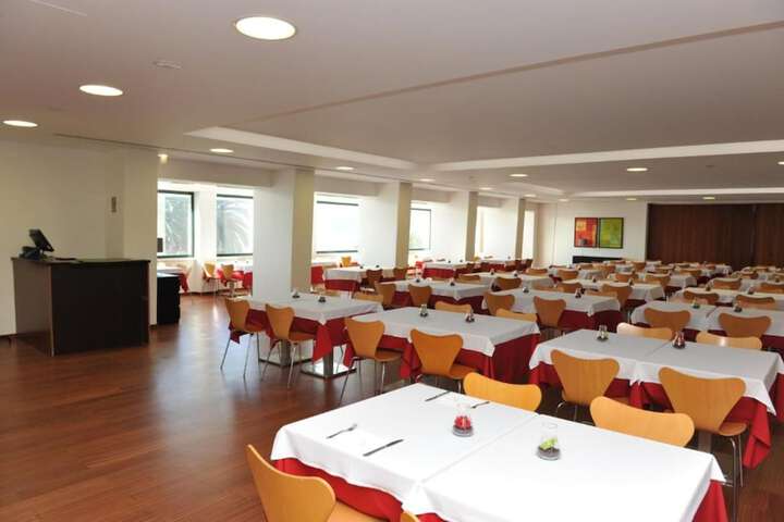 Dining Photos