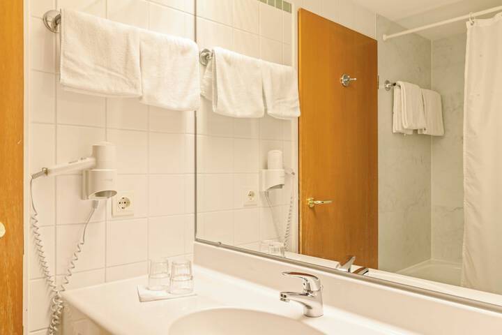 Room 20 of 47