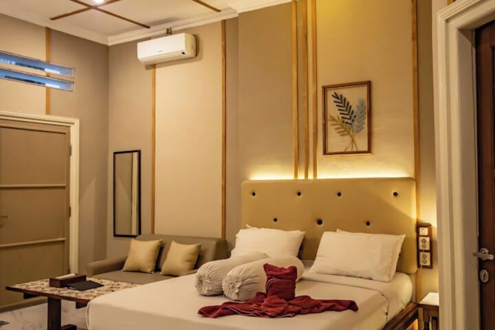 Room 17 of 59