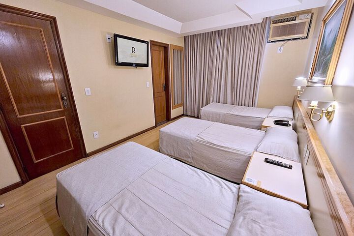 Room 48 of 115