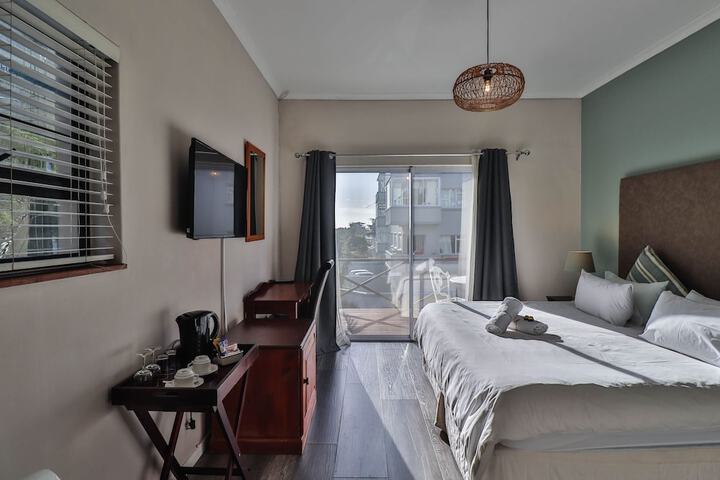 Room 34 of 61