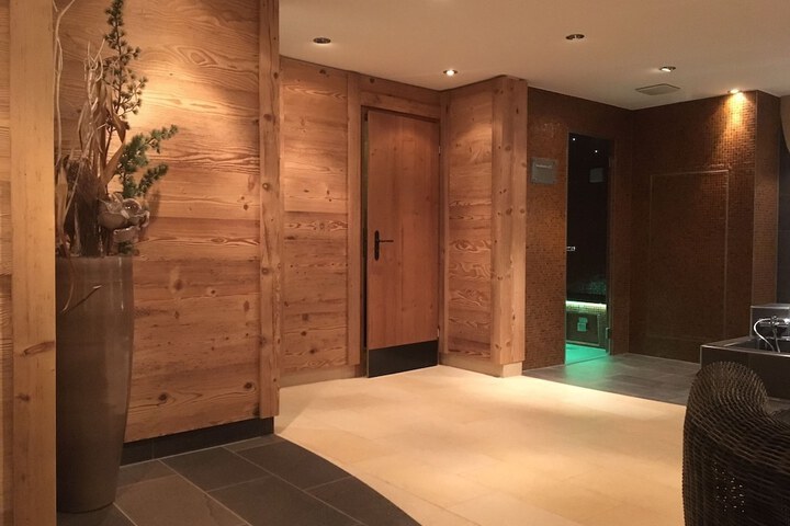 Spa 53 of 83
