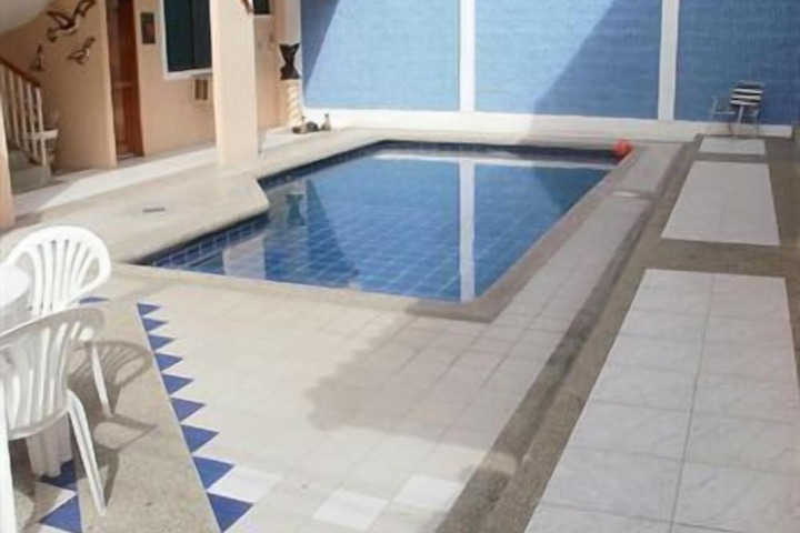 Pool 8 of 10