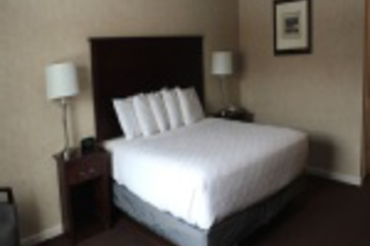 Room 85 of 168