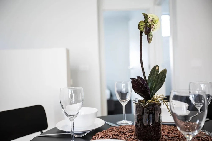 Dining 16 of 16