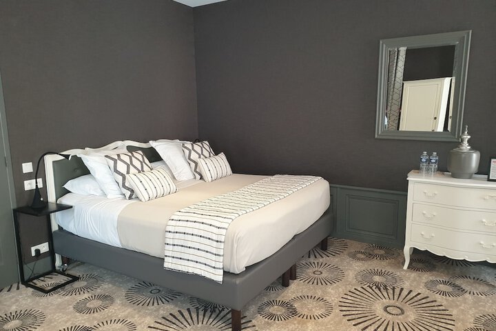 Room 28 of 89