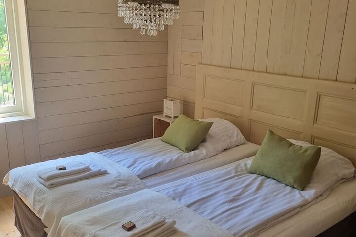 Room 15 of 89