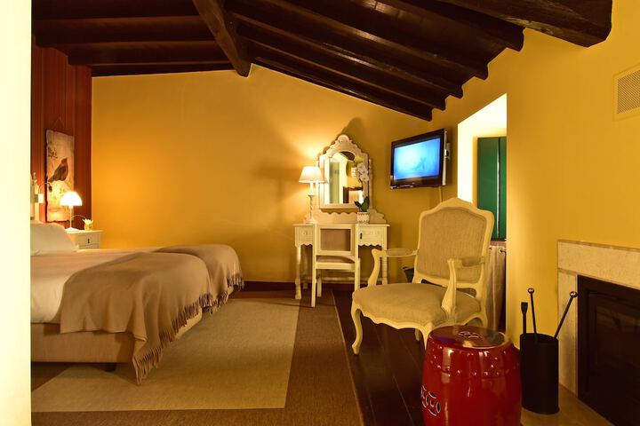 Room 10 of 52