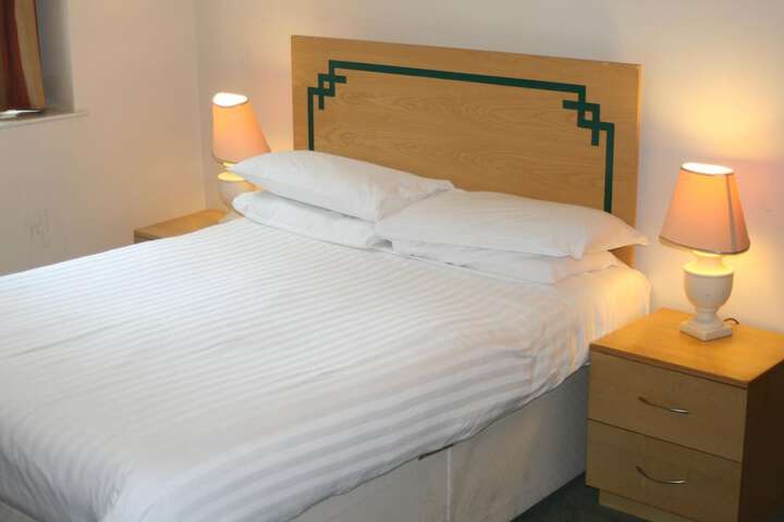 Room 17 of 29