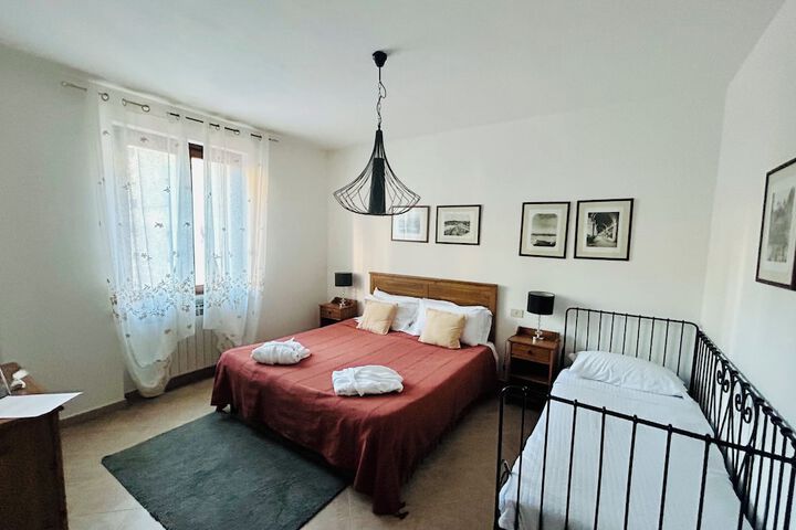 Room 28 of 38