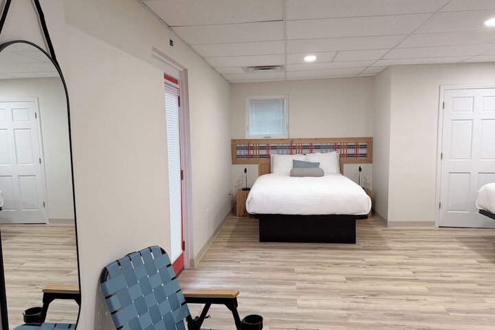 Room 66 of 103