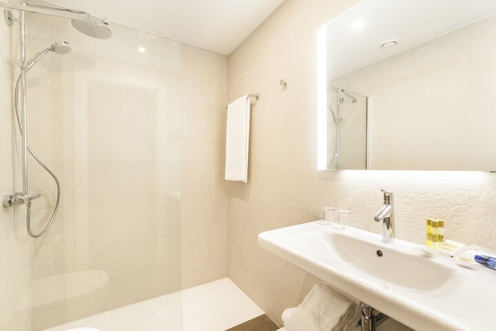 Bath Interior