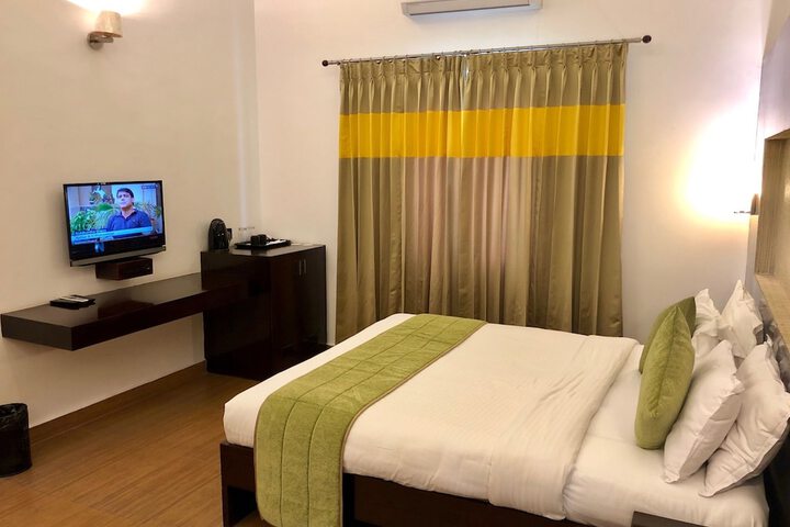 Room 12 of 49