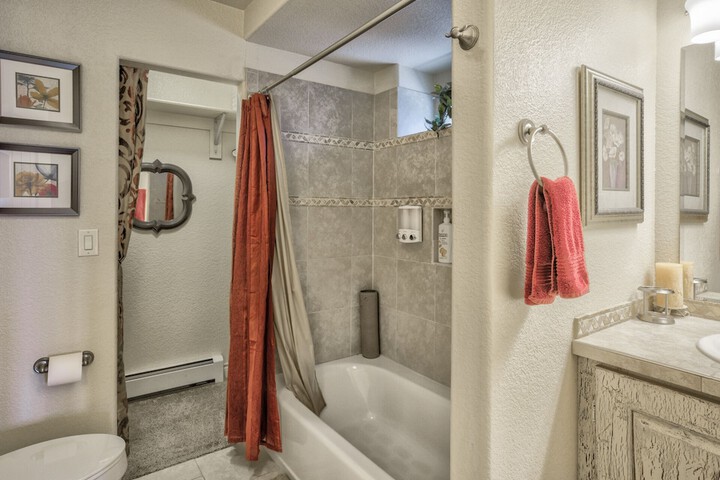 Room 21 of 57