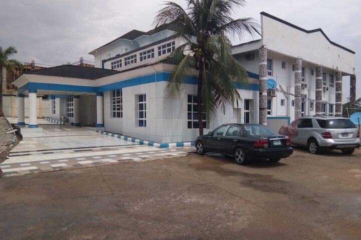 E-Class Resorts
