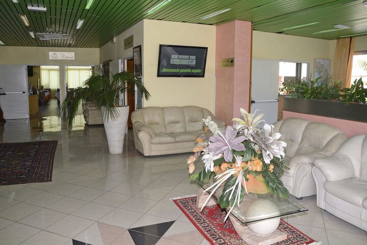 Hotel Interior 11 of 109